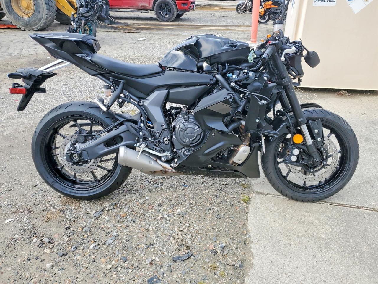 Salvage Yamaha Yzfr7 Image