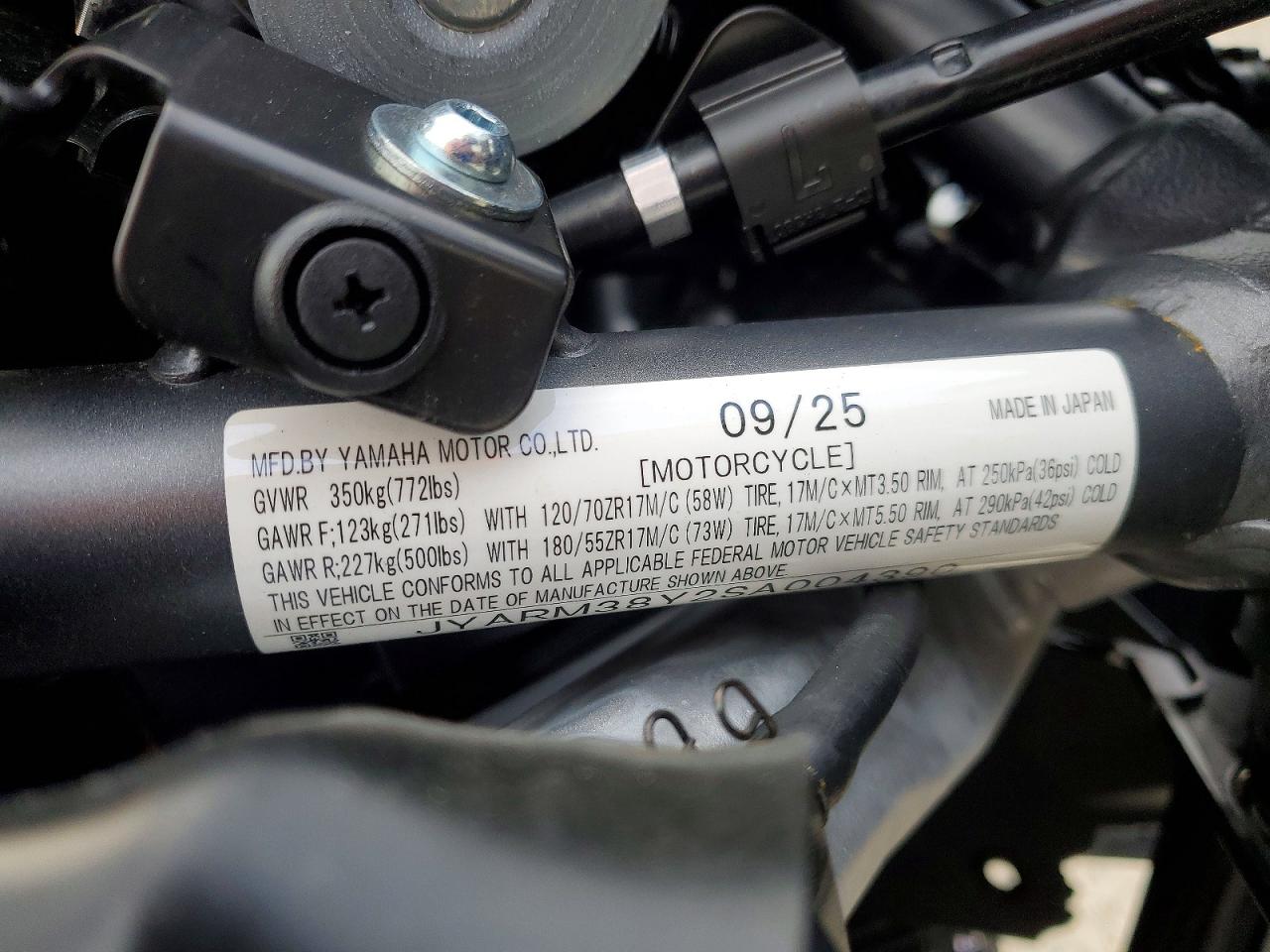 Yamaha Yzfr7