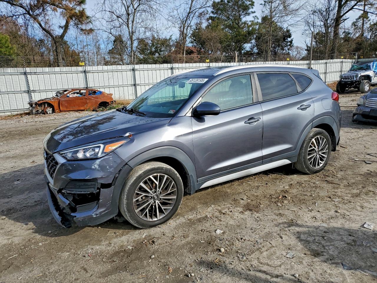 Salvage Hyundai TUCSON Image