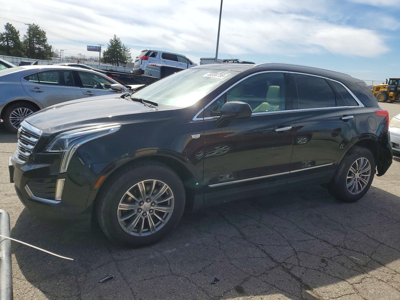 Salvage Cadillac XT5 Image