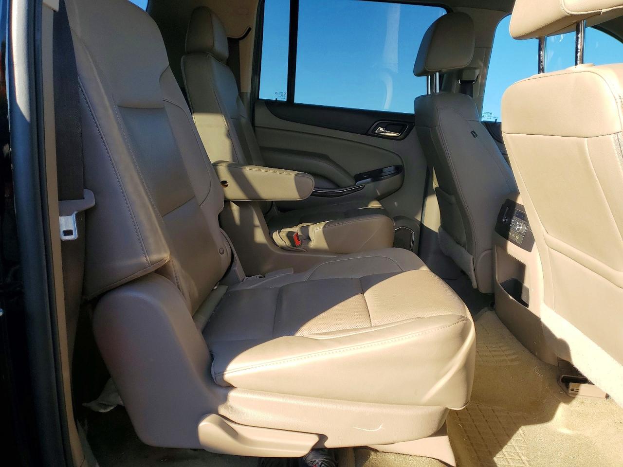 GMC Yukon C1500 Slt