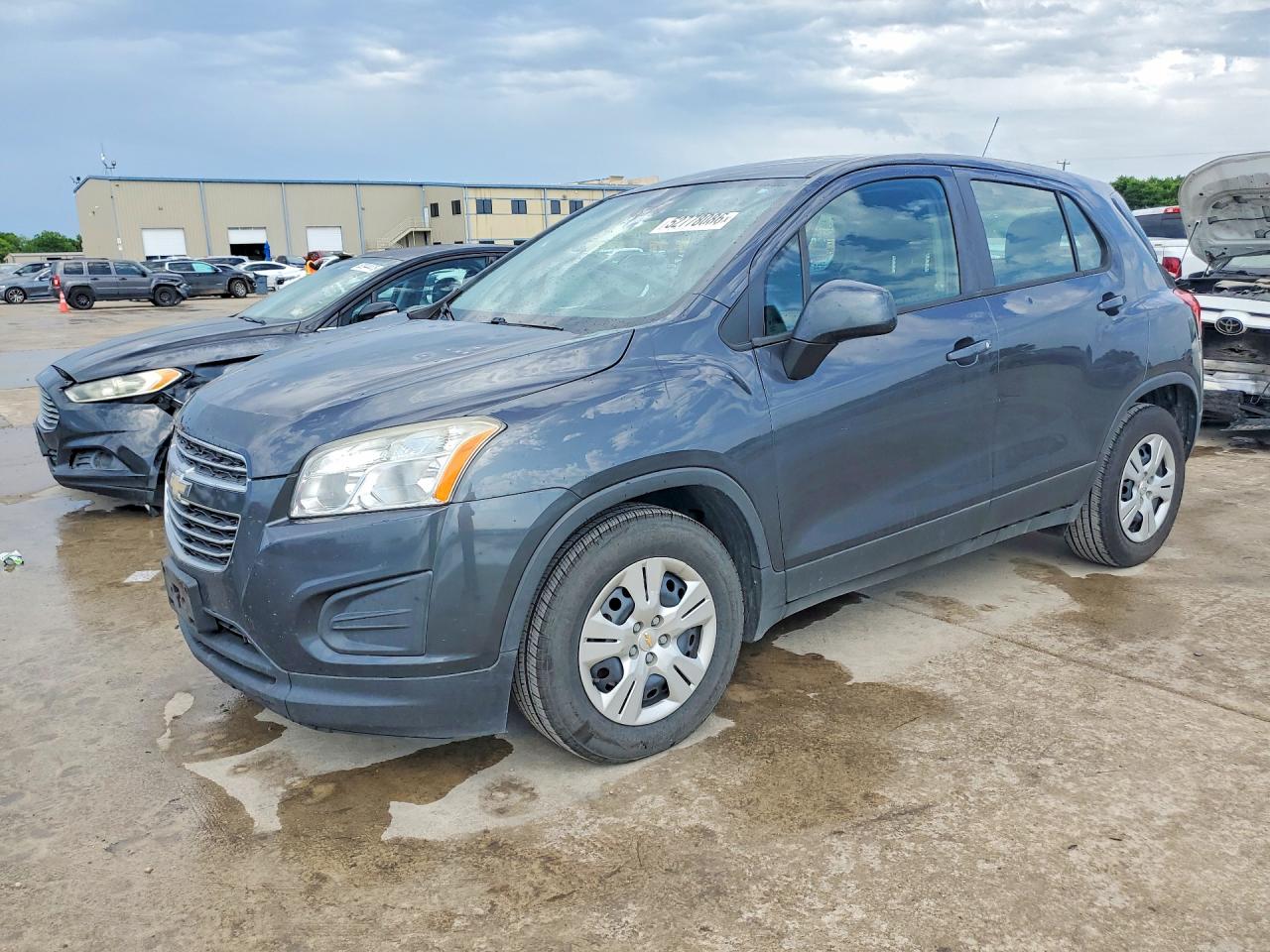 Salvage Chevrolet Trax Image