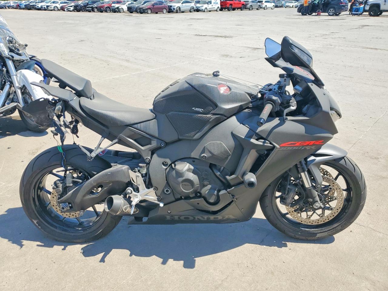 Salvage Honda Cbr Cycle Image