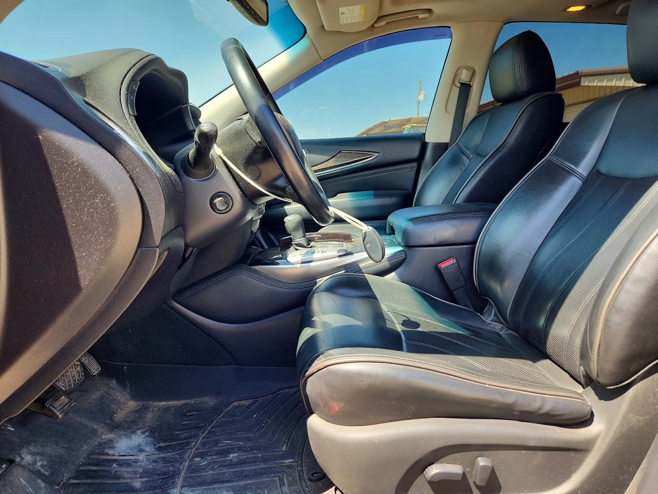 INFINITI Qx Base