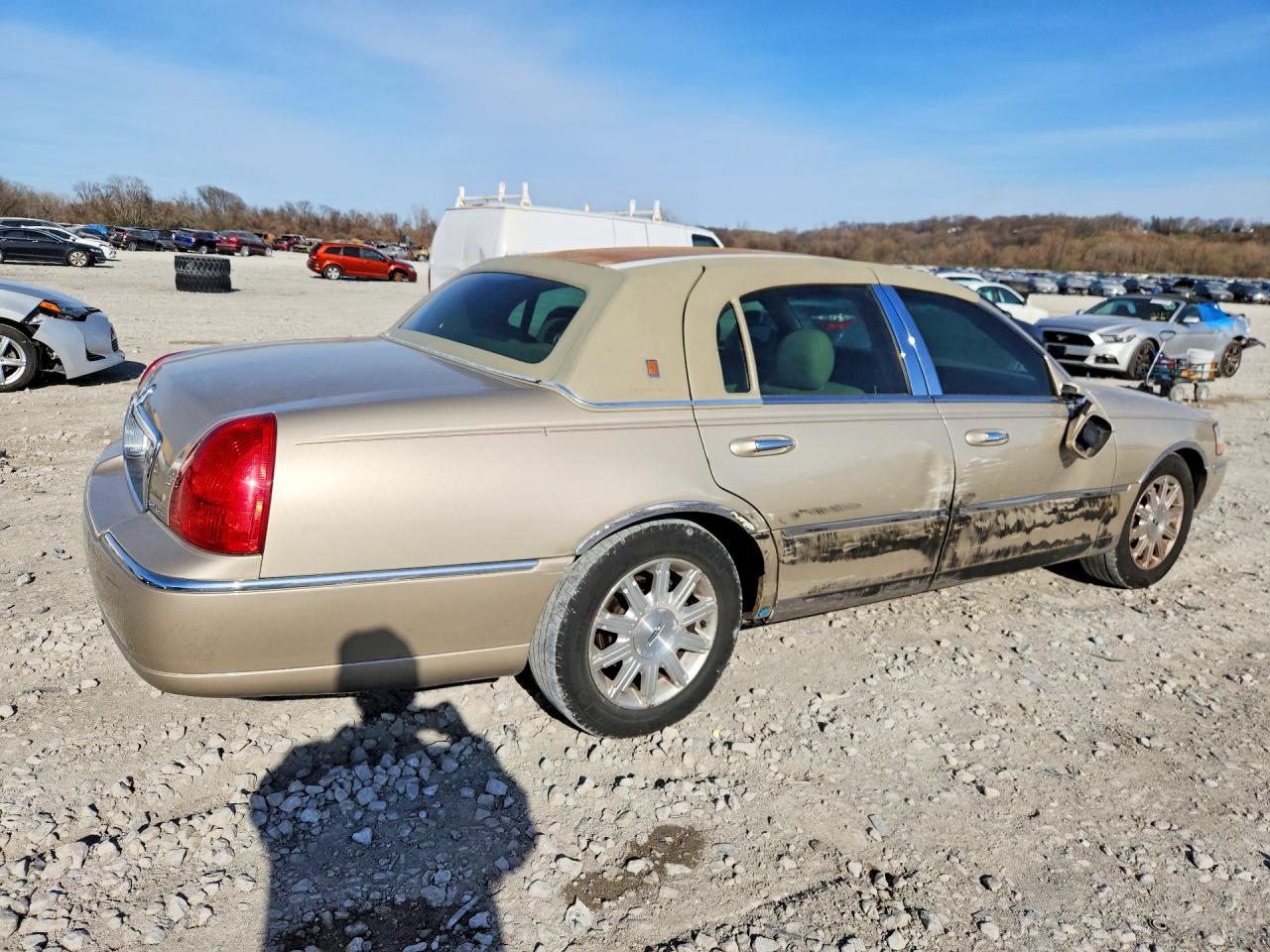Lincoln Towncar Signature Limited