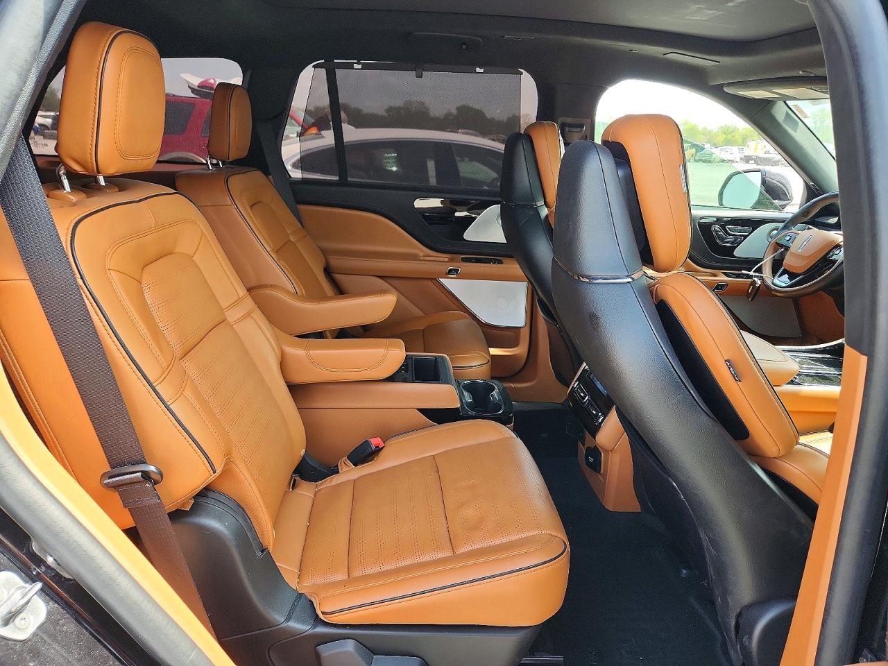 Lincoln Aviator Black Label