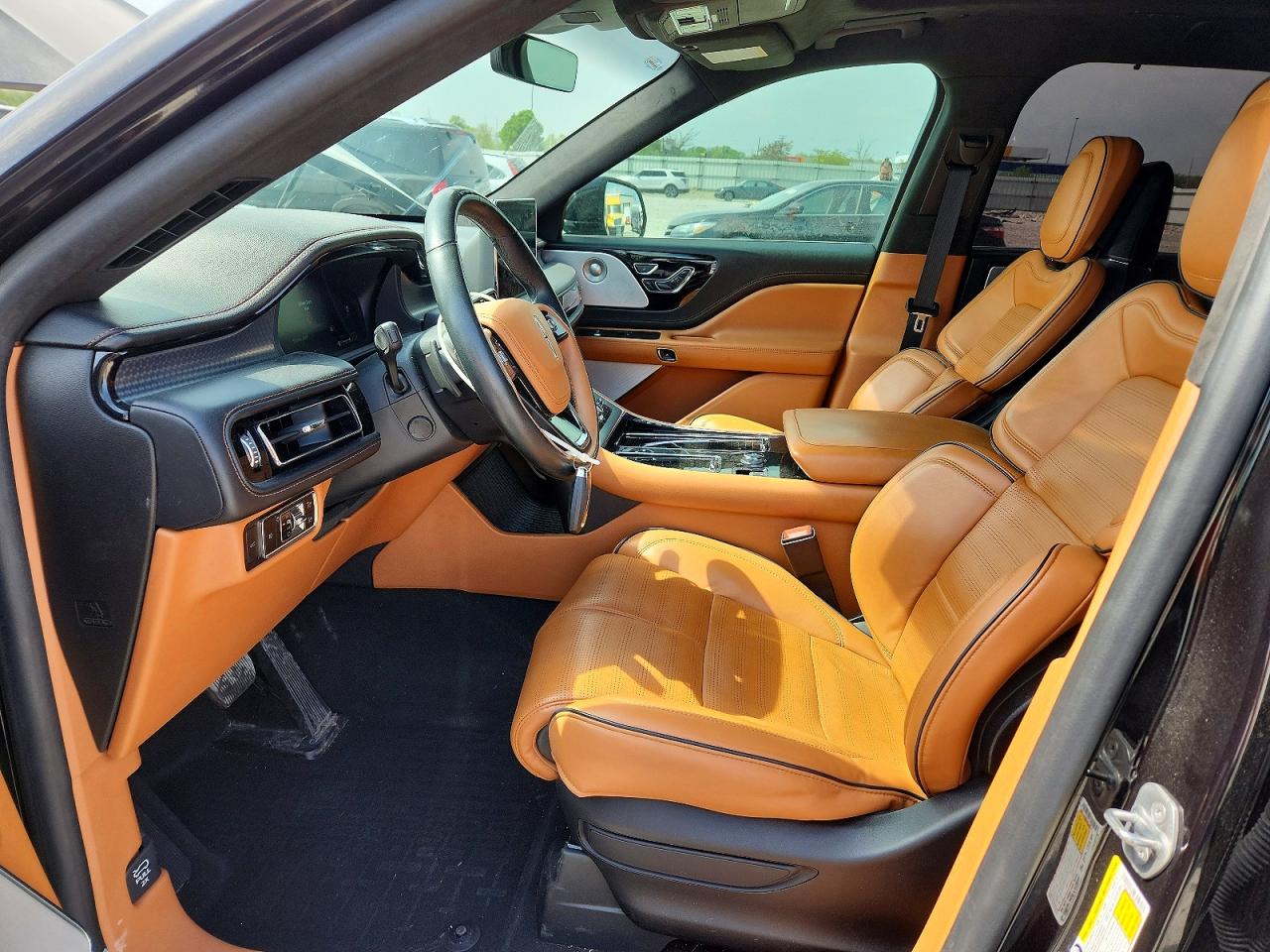 Lincoln Aviator Black Label