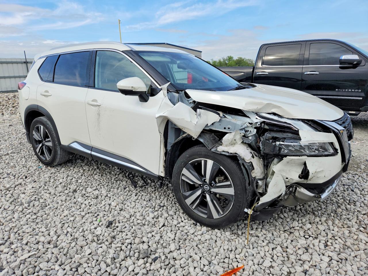 Nissan Rogue Platinum