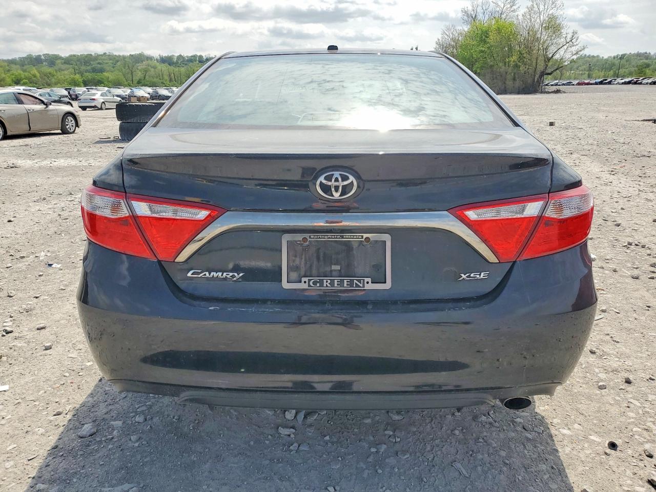 Toyota Camry Xse