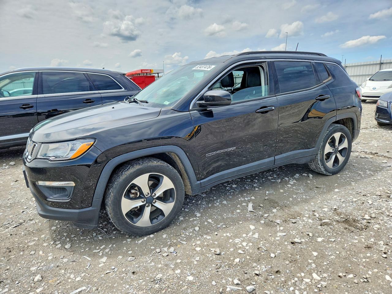Salvage Jeep Compass Image