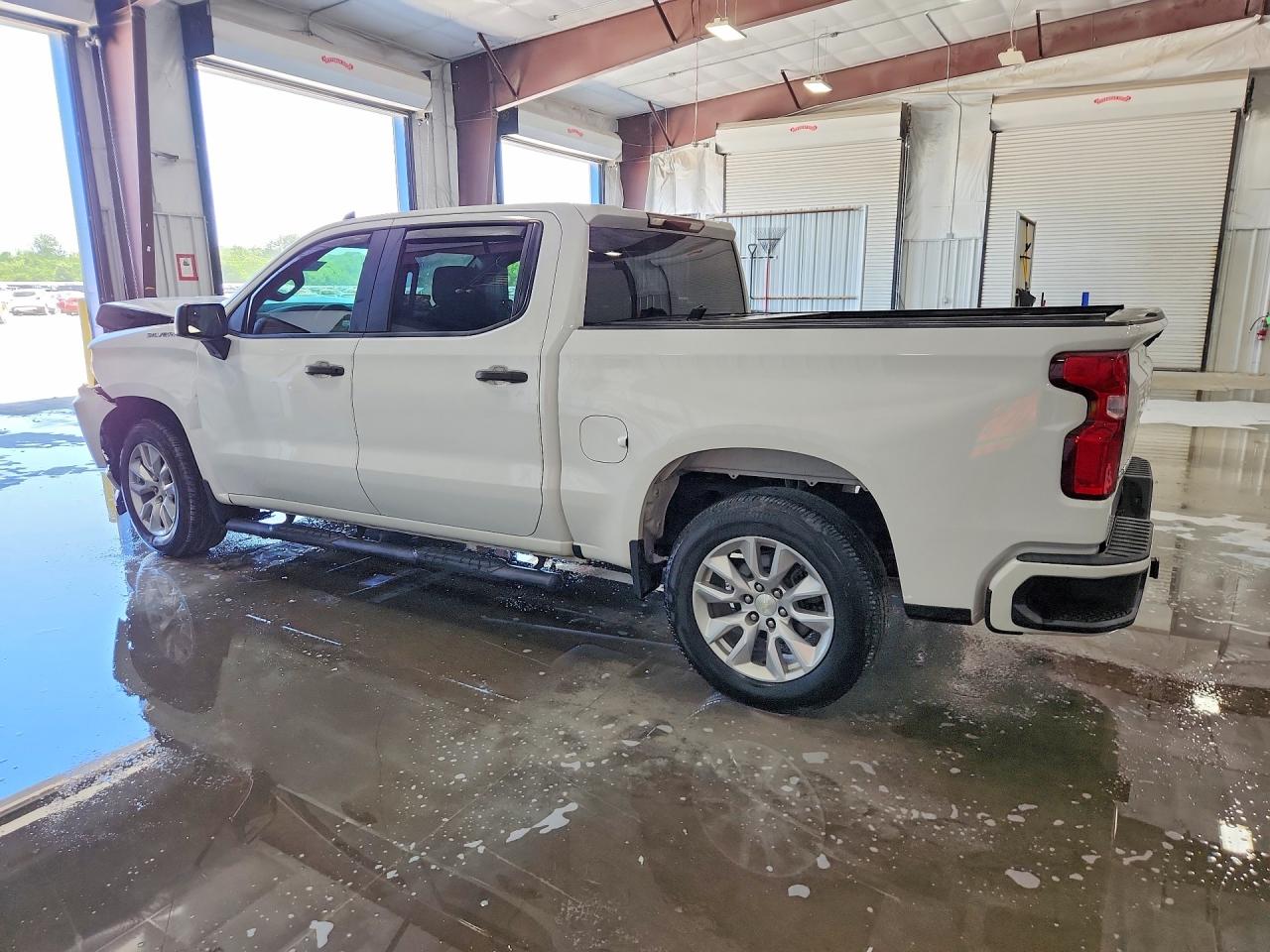 Chevrolet Silverado C1500 Custom