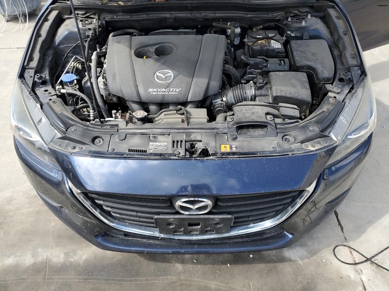 Mazda 3 Touring