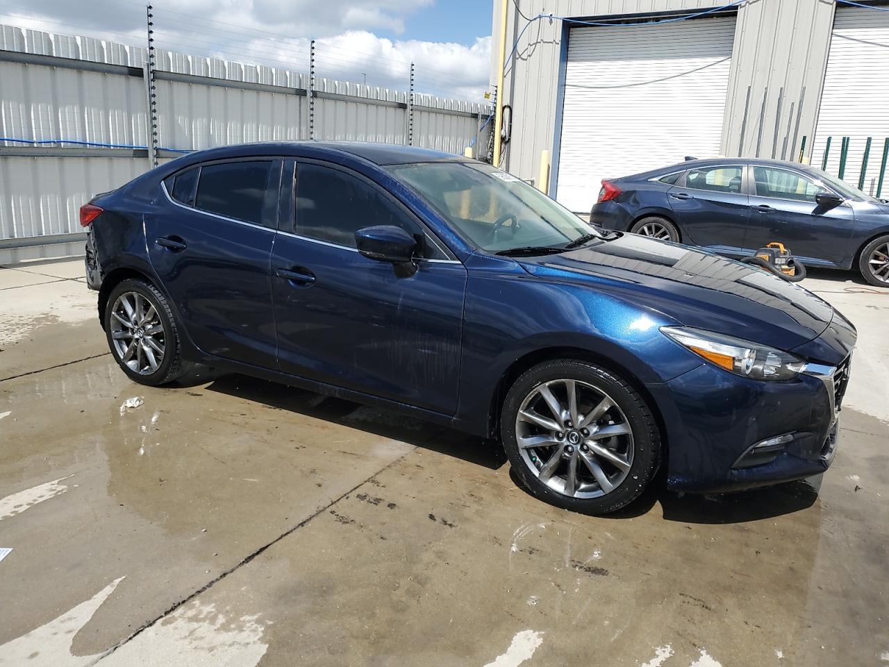 Mazda 3 Touring