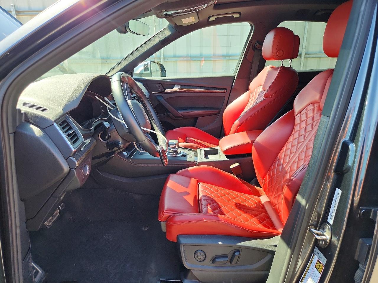 Audi Sq Premium Plus