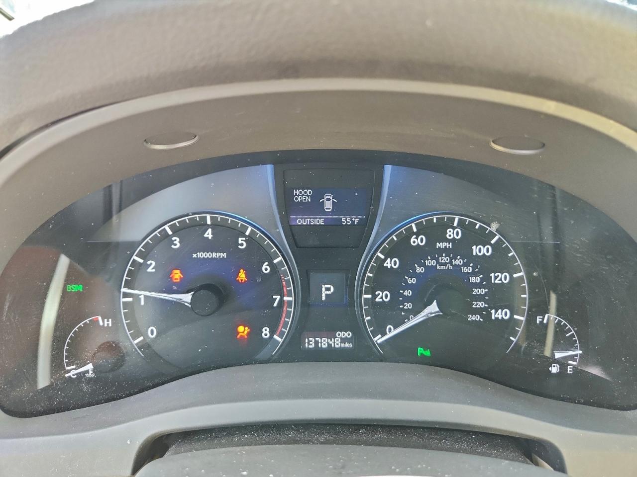 Lexus RX Base