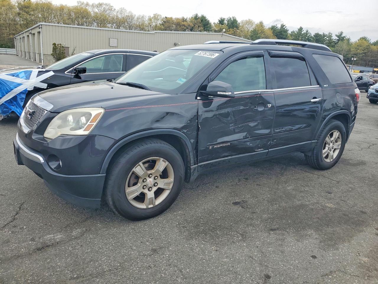 Salvage GMC Acadia Image