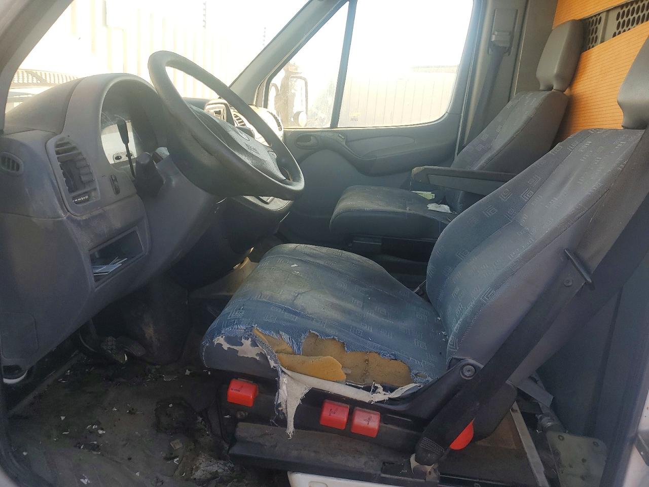 Dodge Sprinter 2500