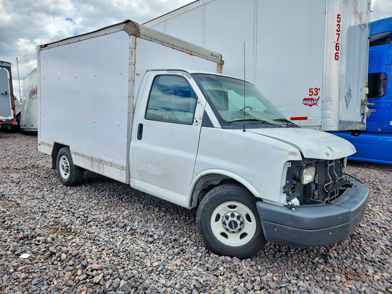 GMC Savana Cutaway G3500