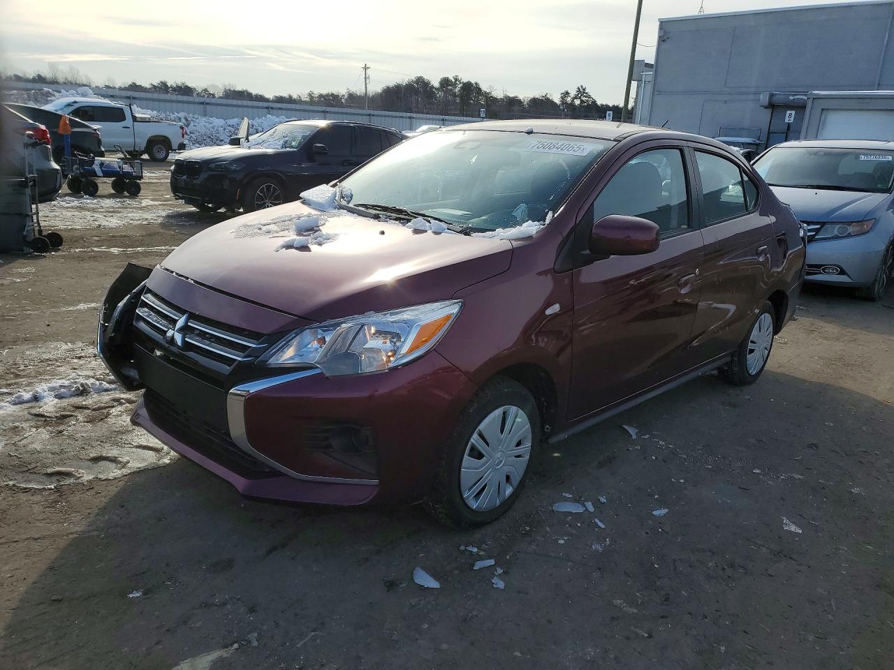Salvage Mitsubishi Mirage Image