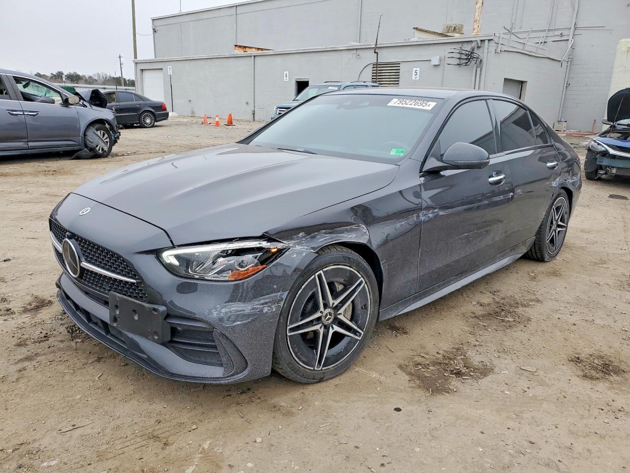 Salvage Mercedes-Benz C-Class Image