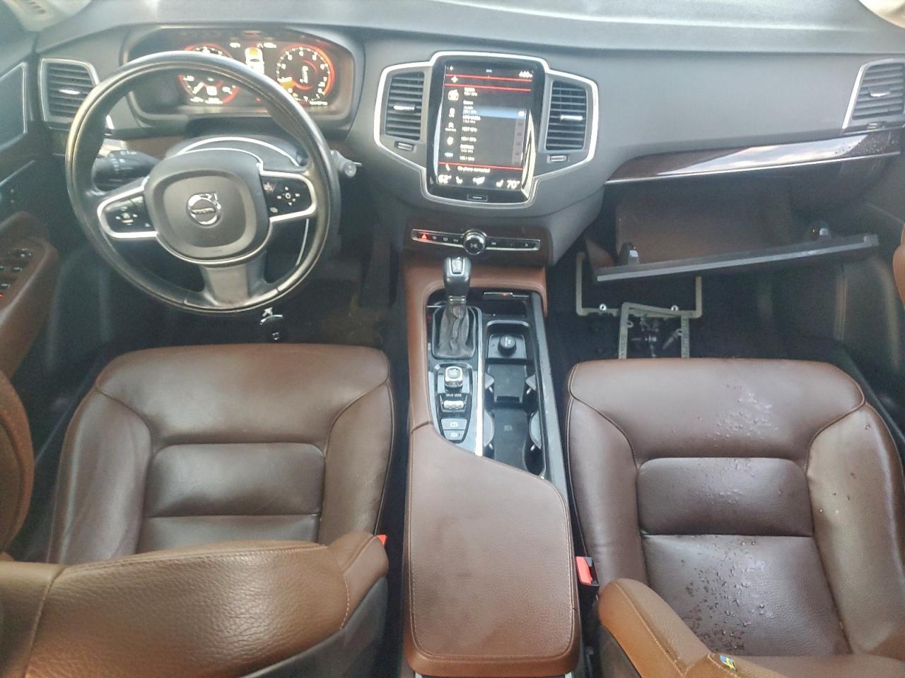 Volvo XC90 T6 Momentum