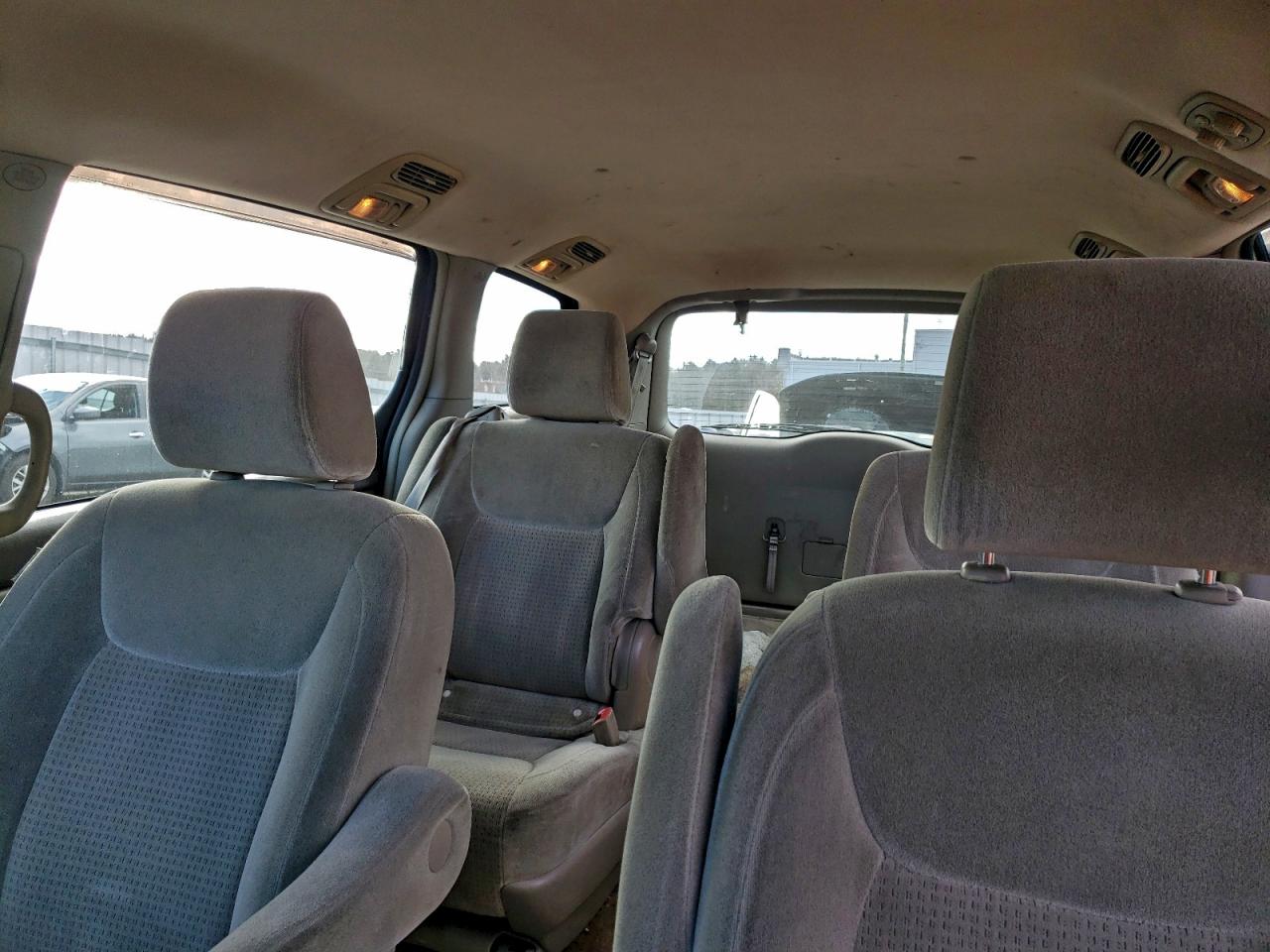Toyota Sienna Ce
