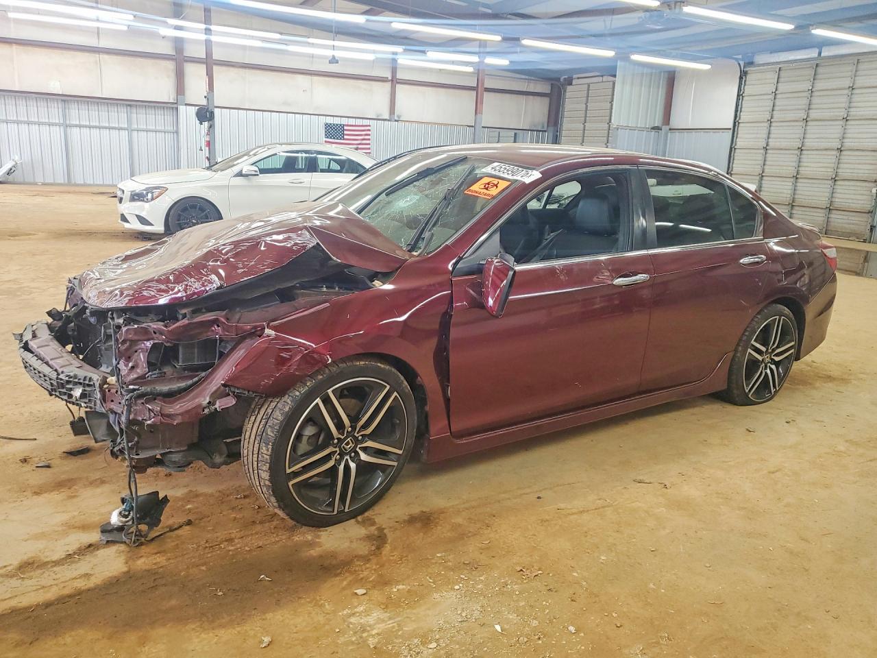 Salvage Honda Accord Image