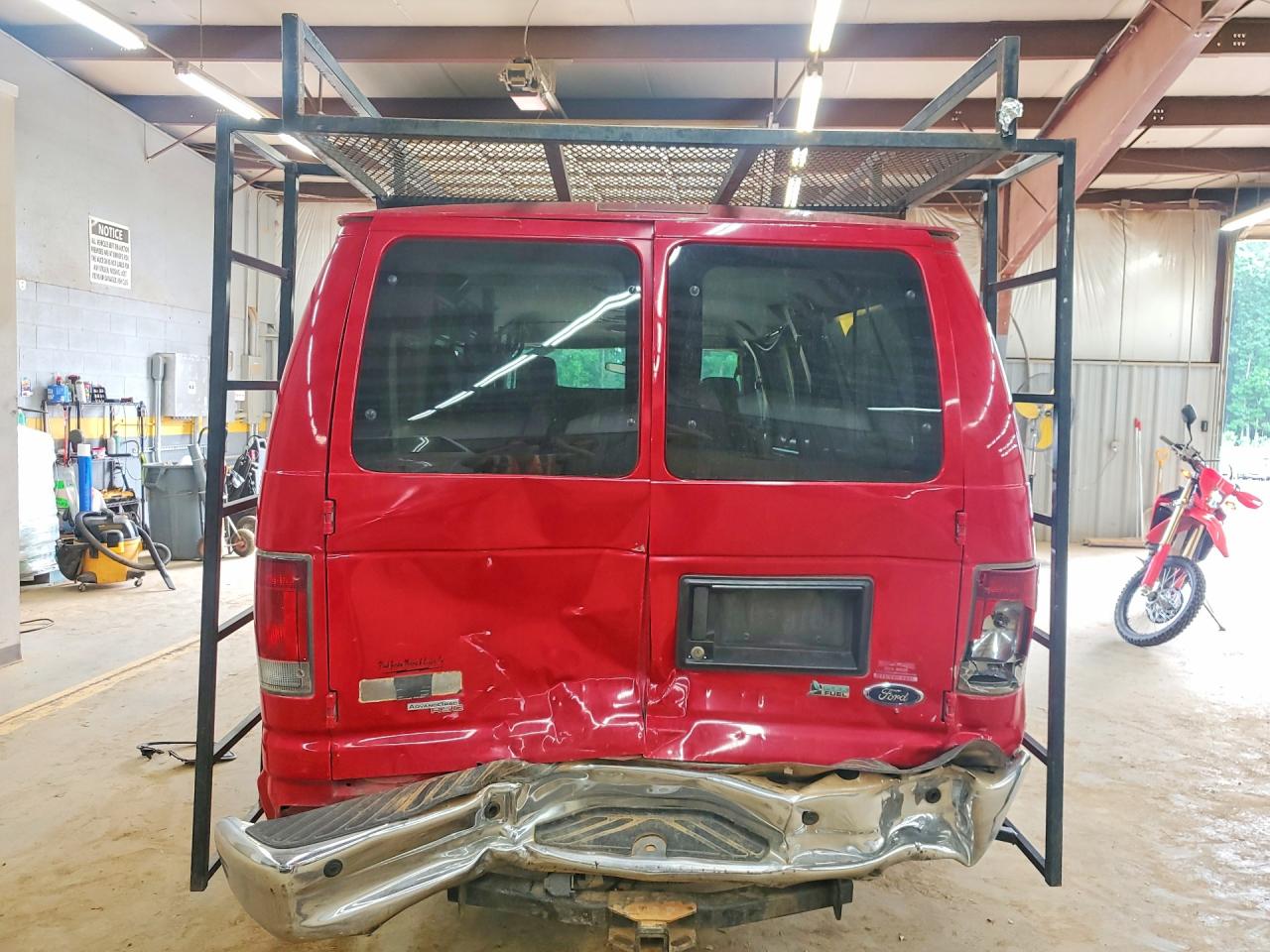 Ford Econoline E350 Super Duty Wagon