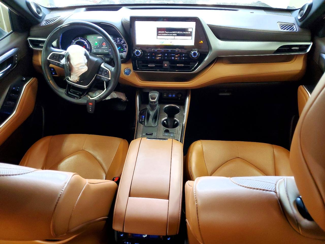 Toyota Highlander Hybrid Platinum
