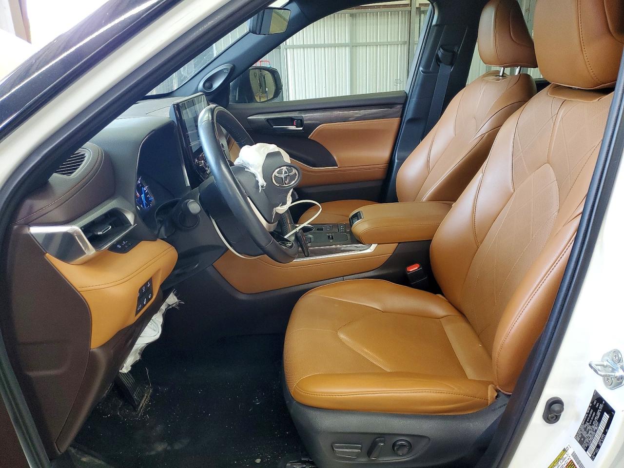 Toyota Highlander Hybrid Platinum