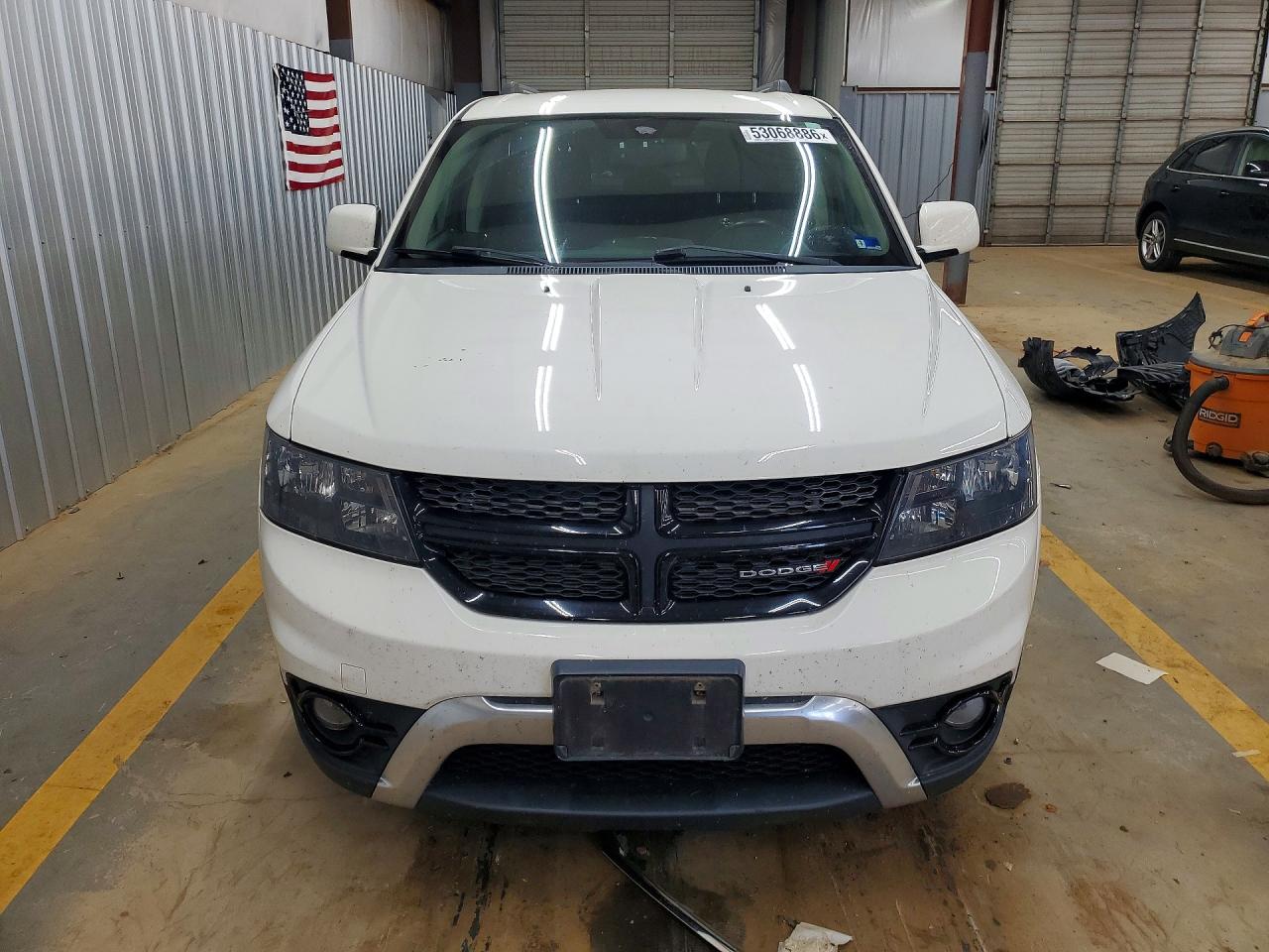 Dodge Journey Crossroad