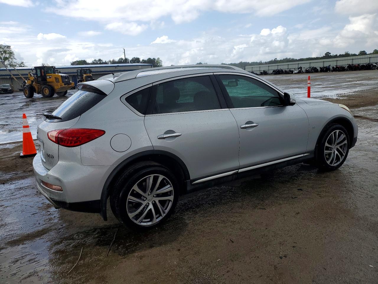 INFINITI Qx Base