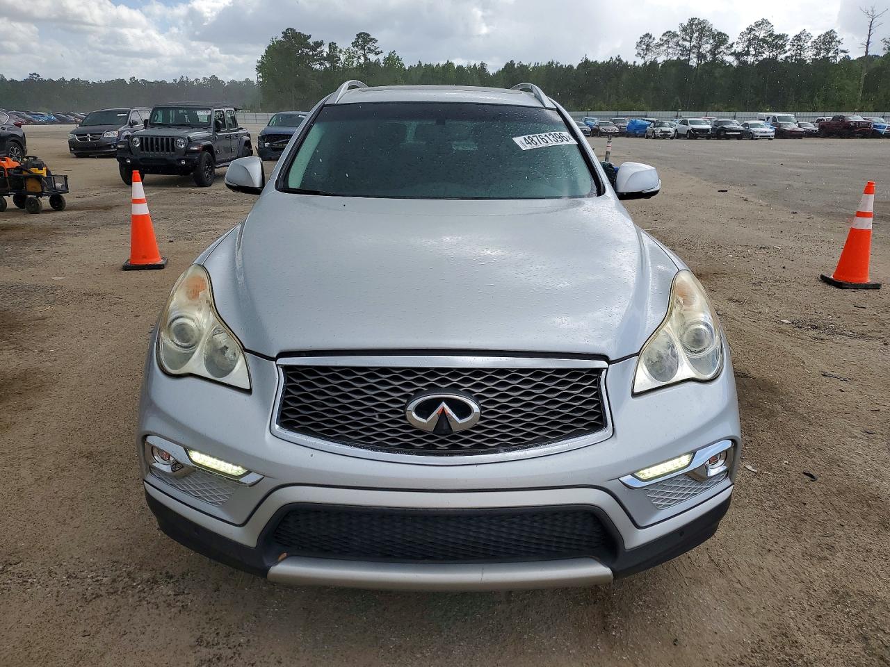 INFINITI Qx Base