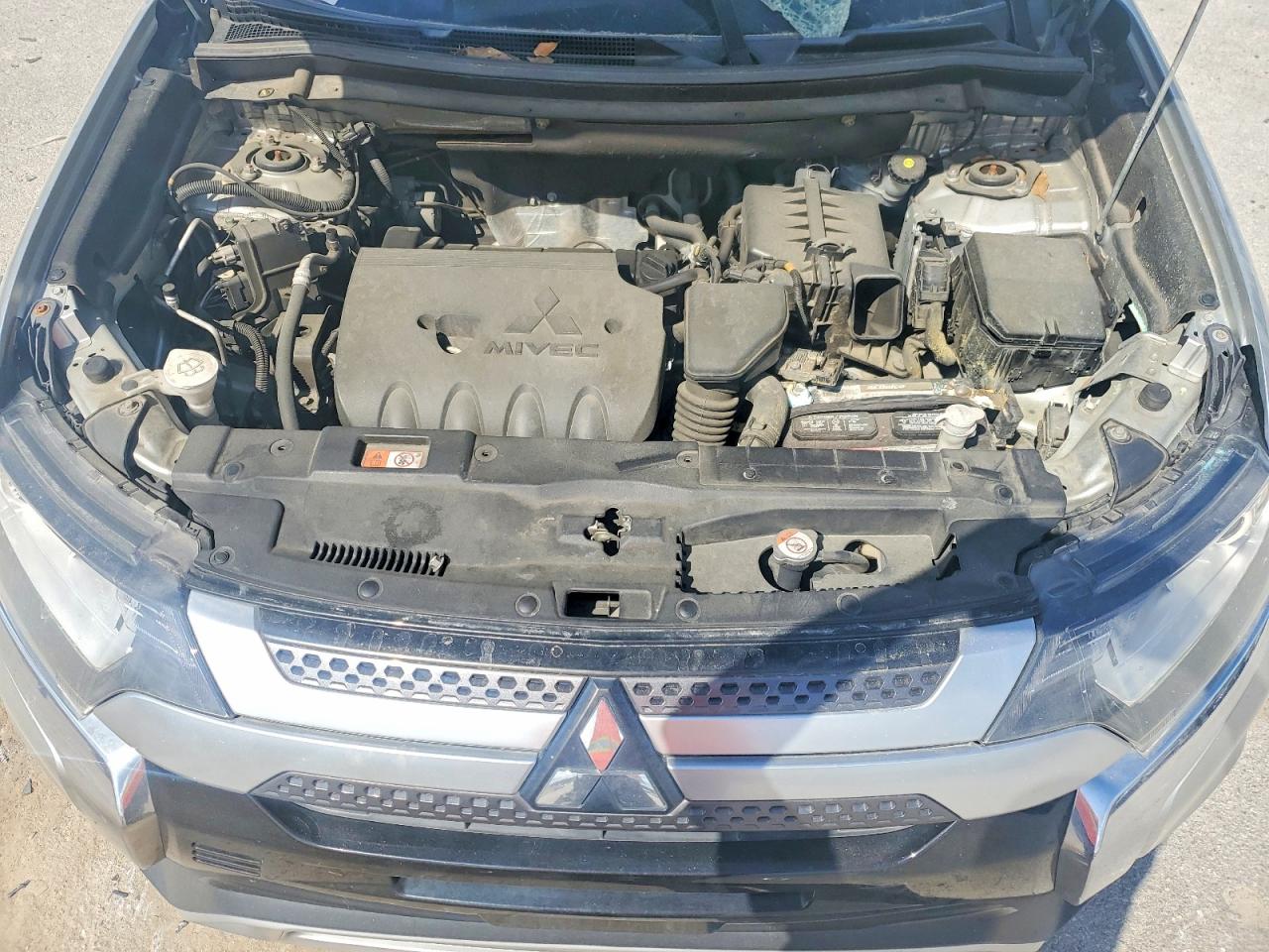 Mitsubishi Outlander Se