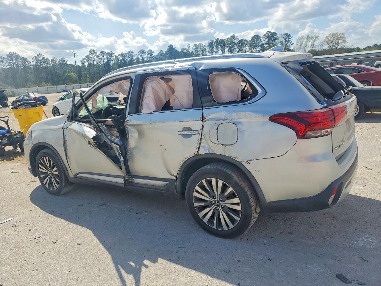 Mitsubishi Outlander Se