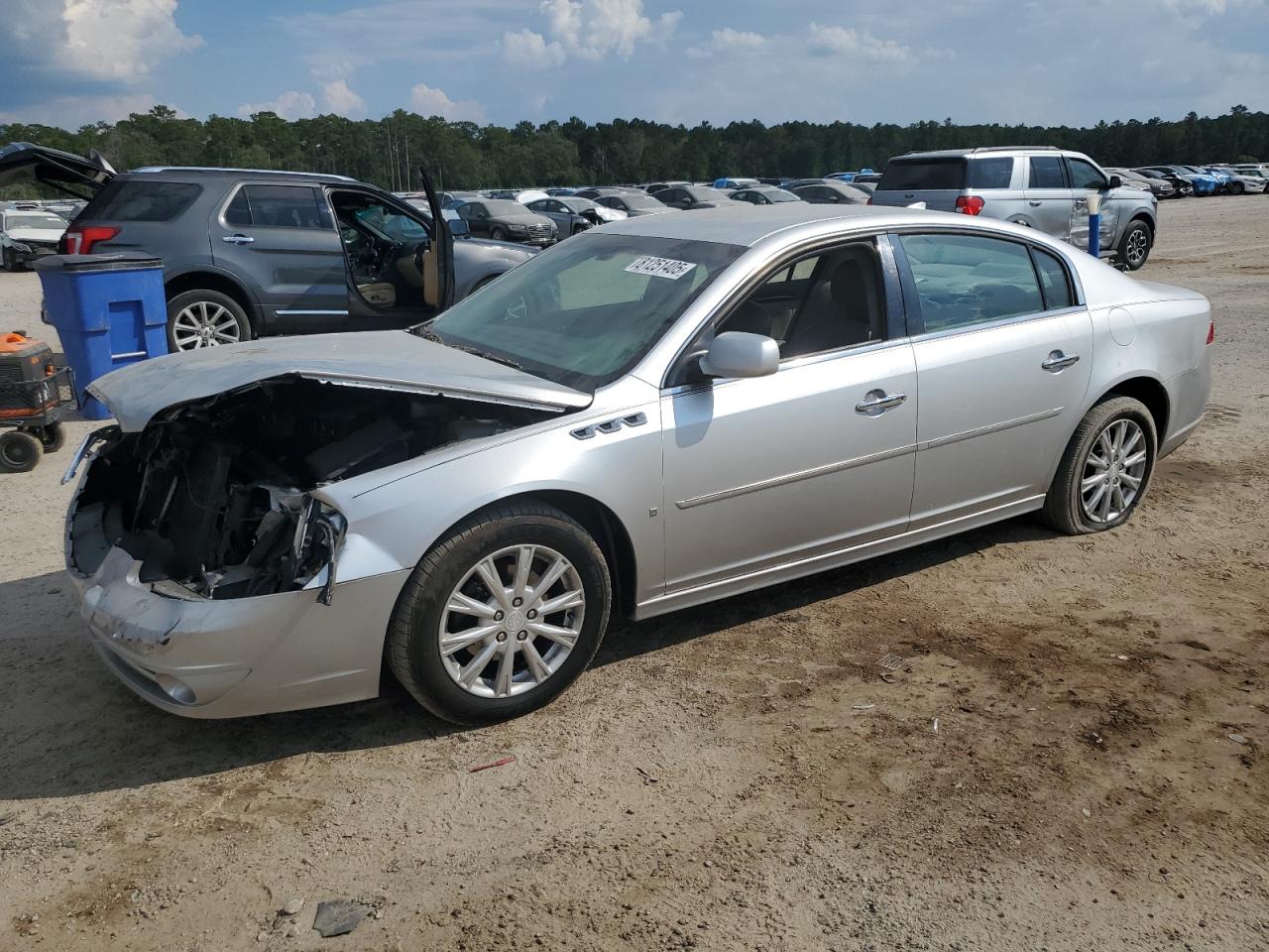 Salvage Buick Lucerne Image