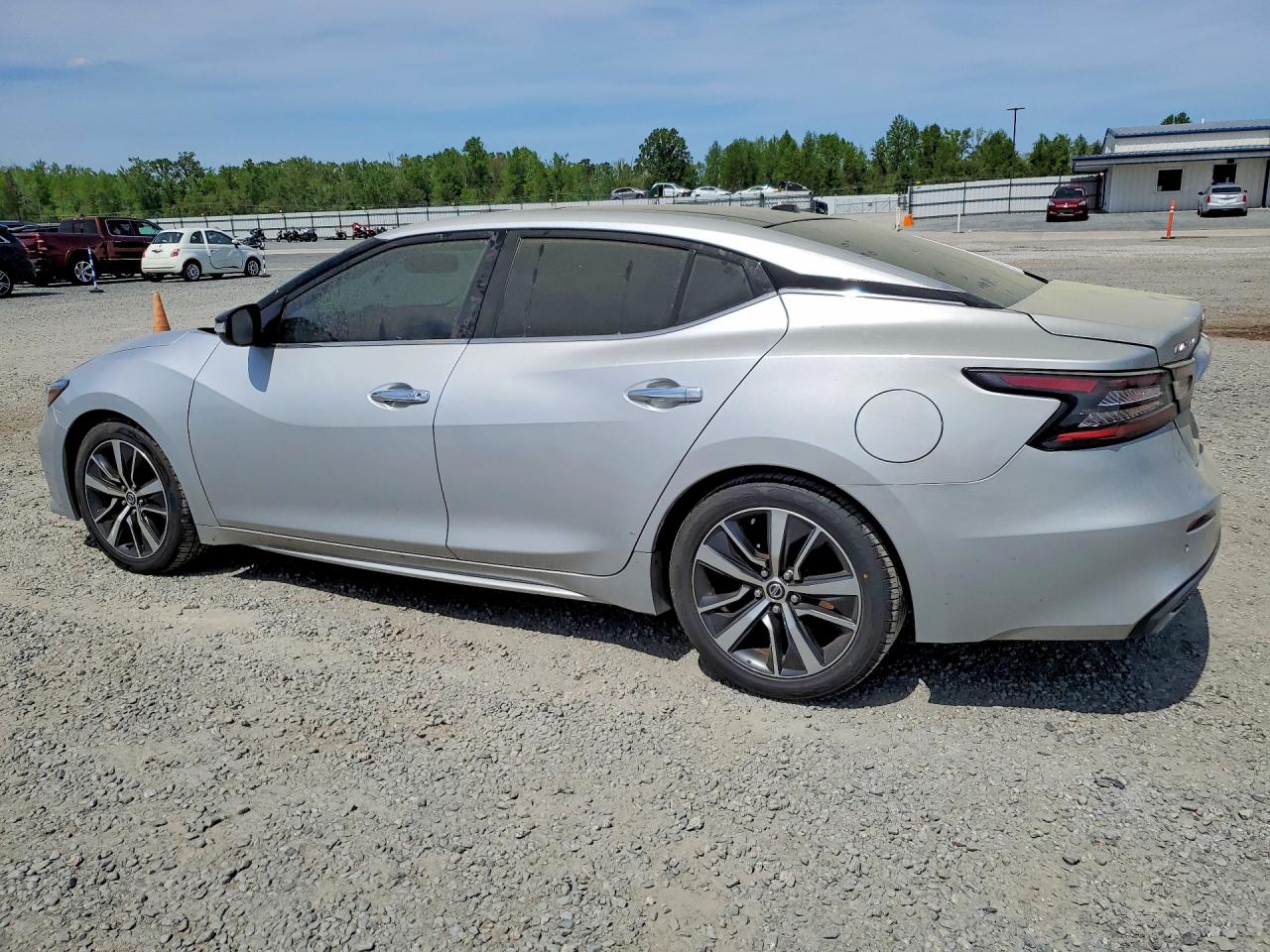 Nissan Maxima