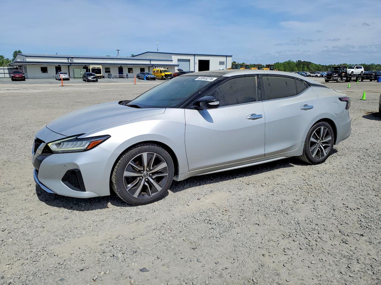 Salvage Nissan Maxima Image