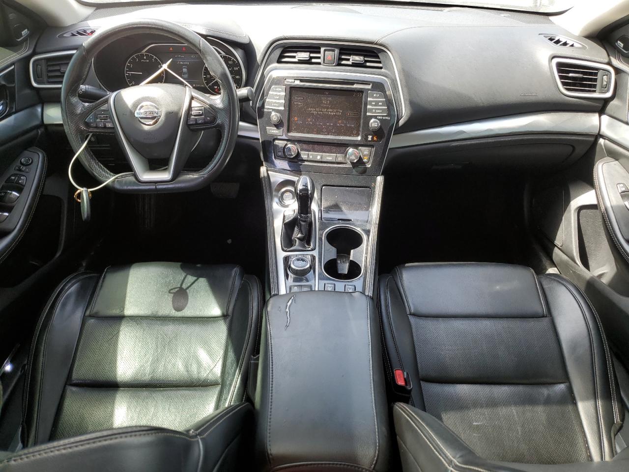 Nissan Maxima