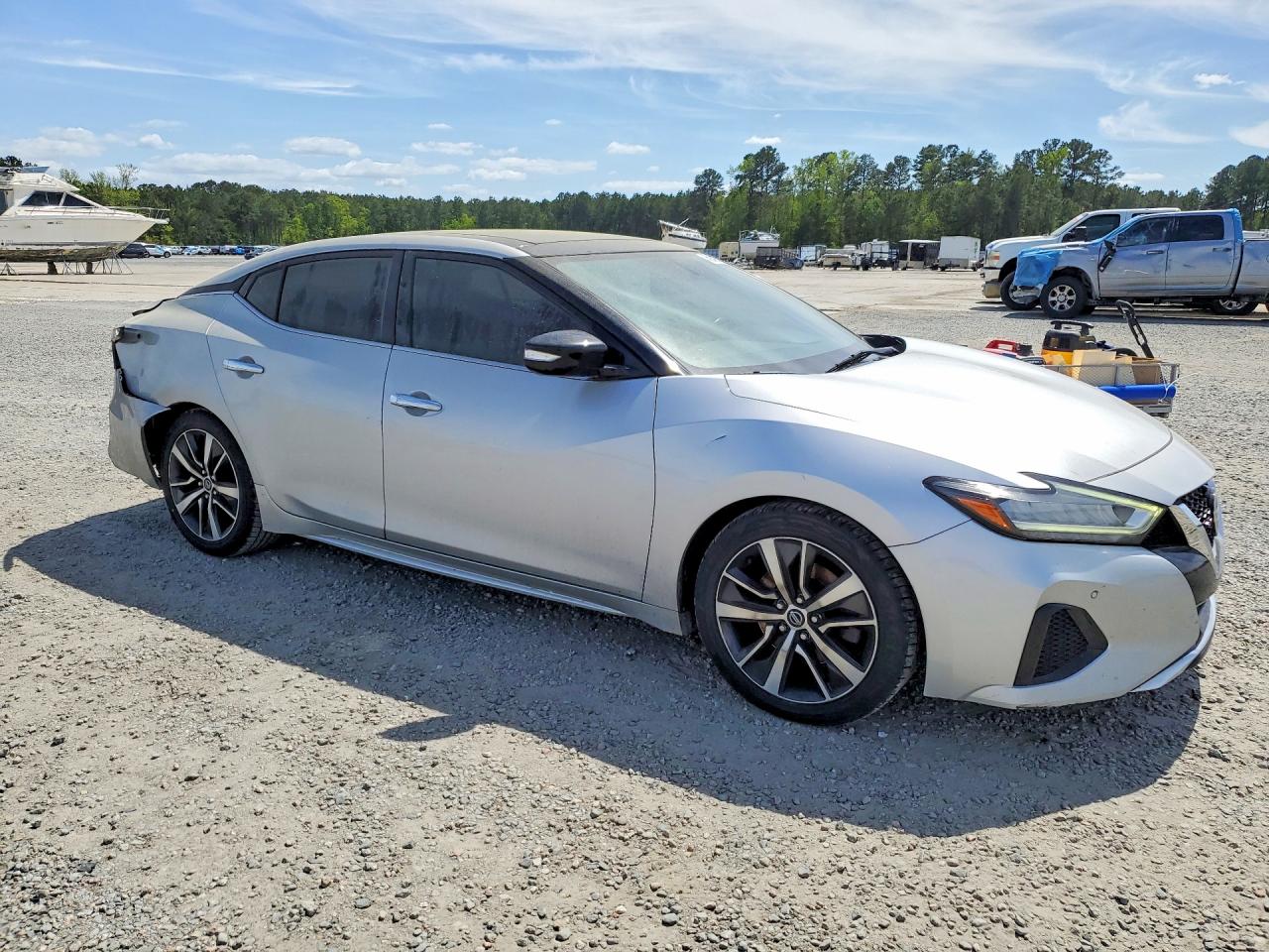 Nissan Maxima