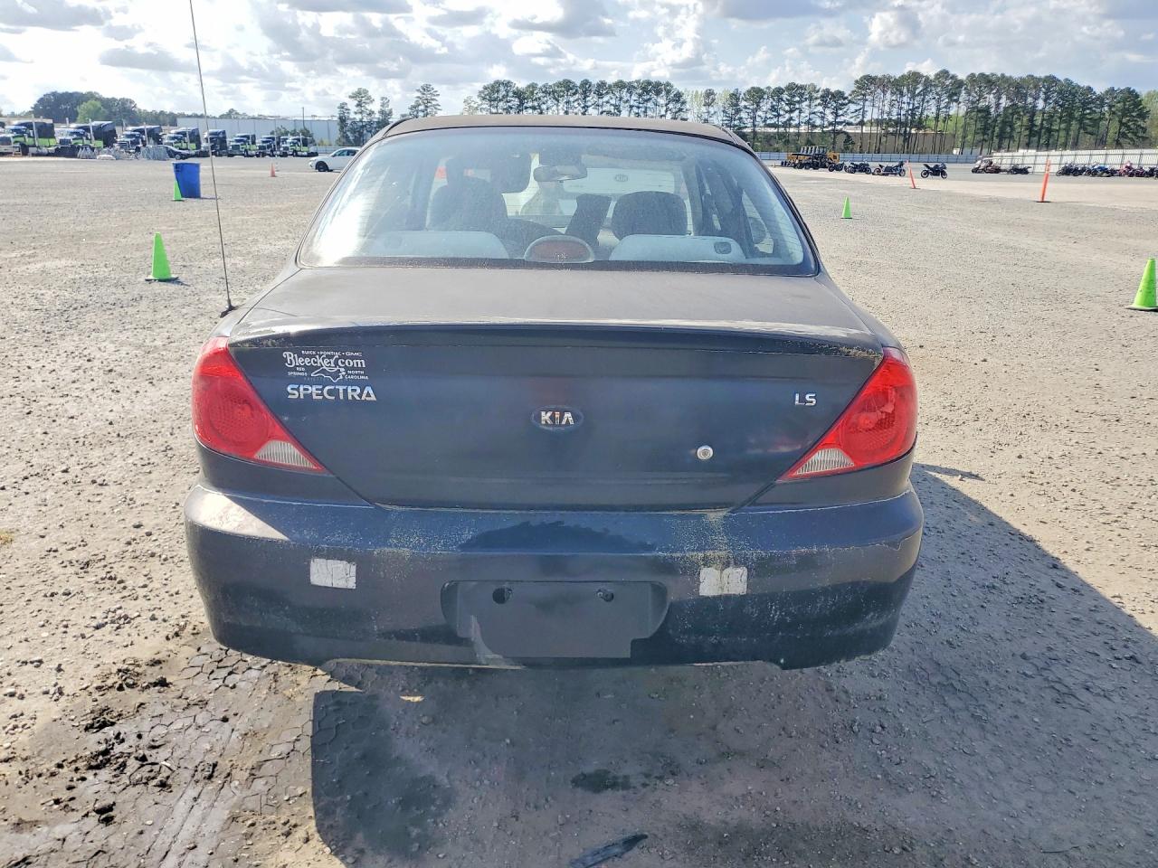 Kia Spectra Base