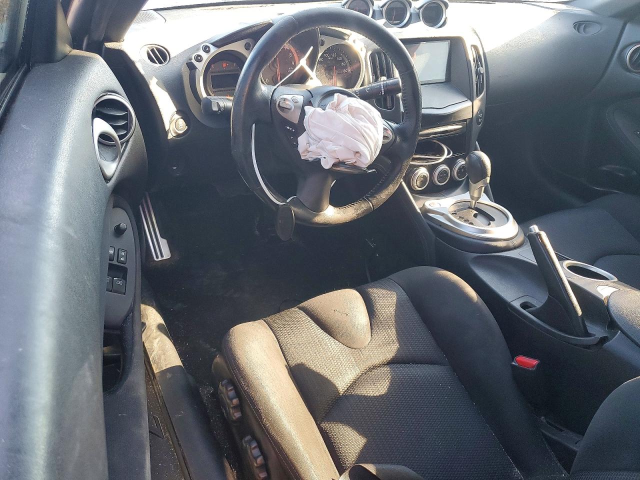 Nissan 370Z Base