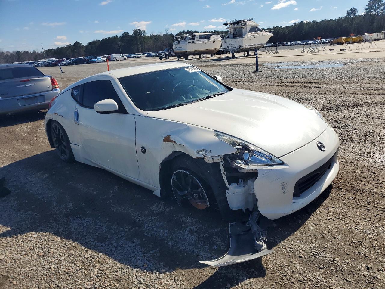 Nissan 370Z Base