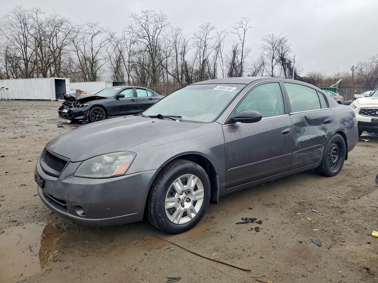 Salvage Nissan Altima Image