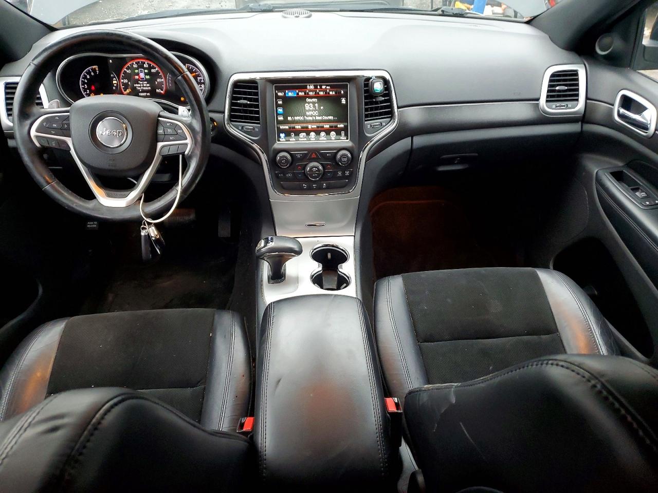 Jeep Grand Cherokee Laredo