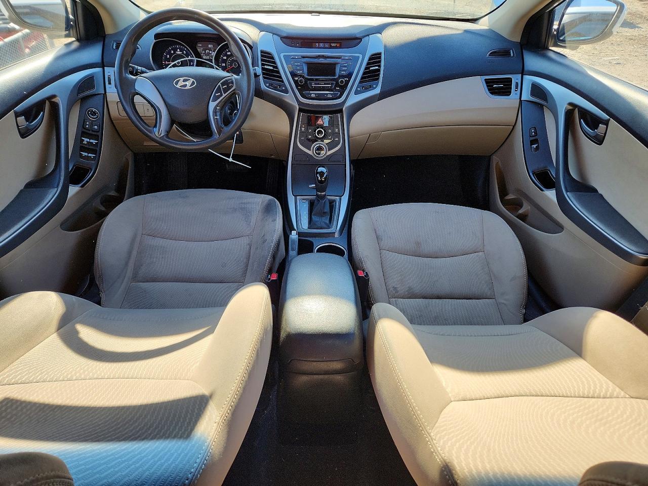 Hyundai ELANTRA Se