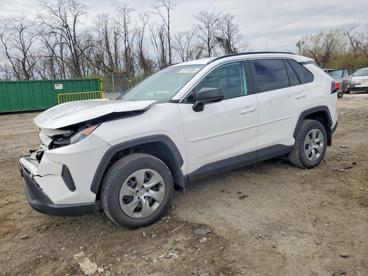Salvage Toyota RAV4 Image