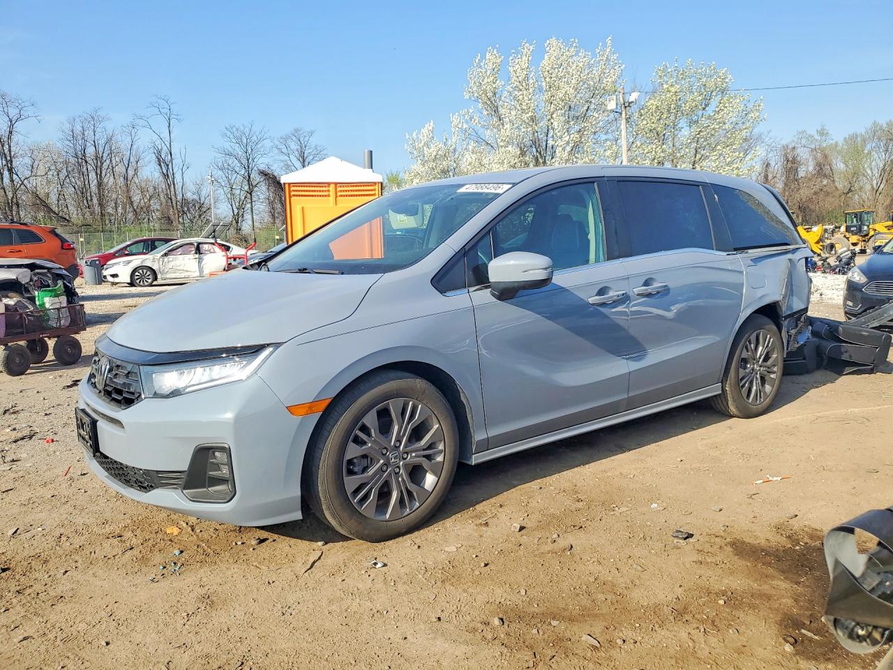 Salvage Honda Odyssey Image