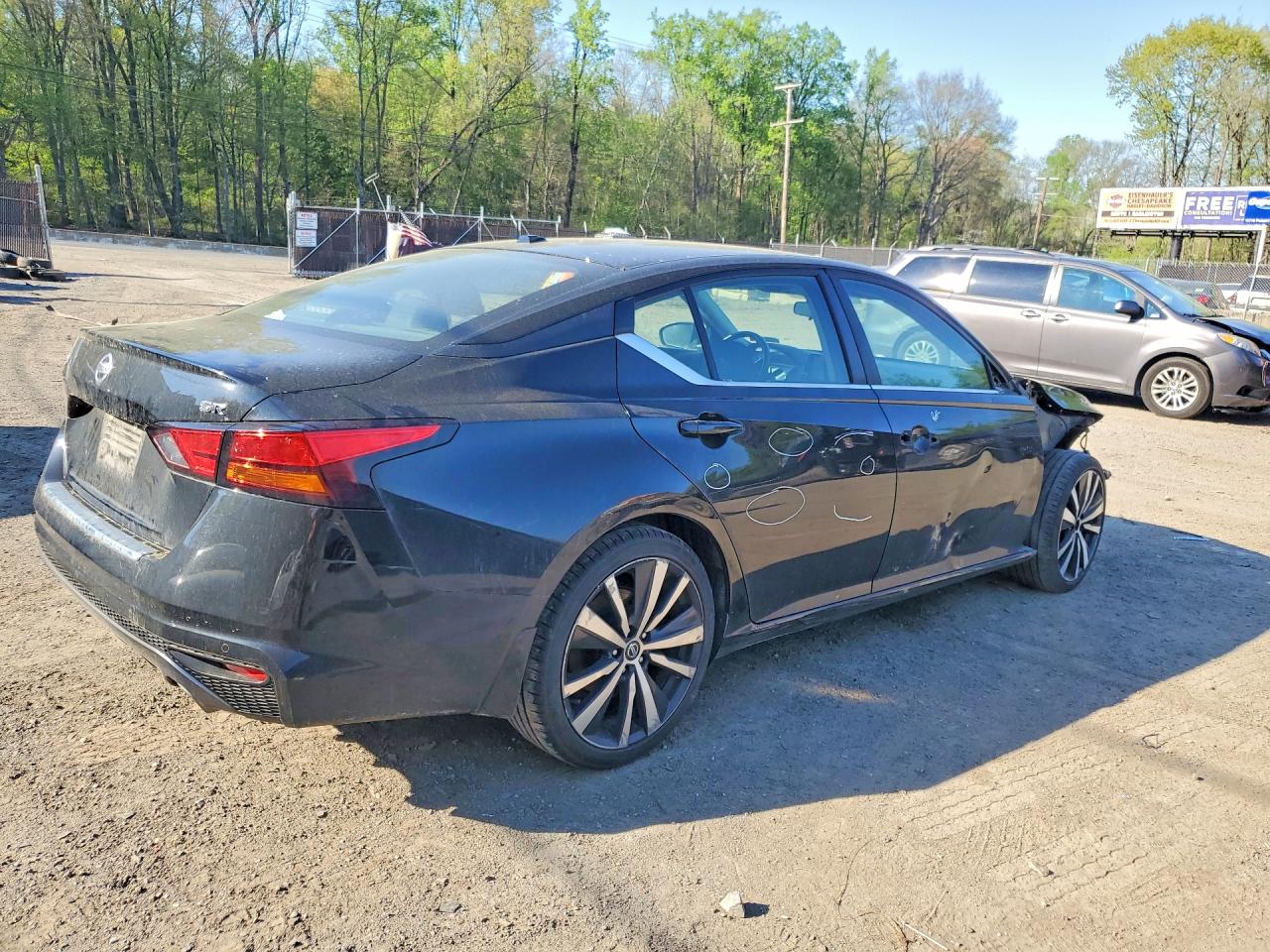 Nissan Altima Sr