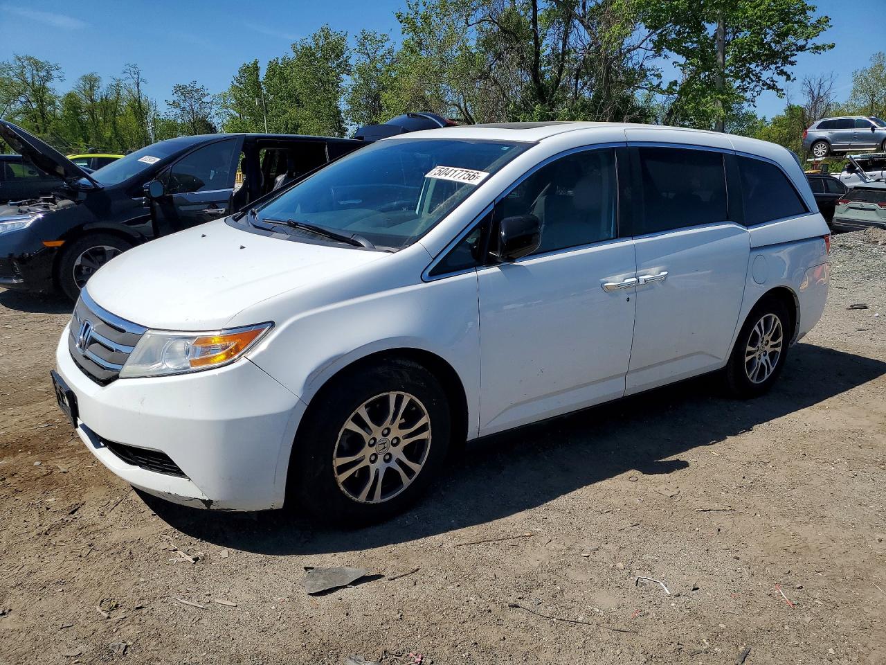 Salvage Honda Odyssey Image
